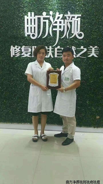 �������պӱ������з���������԰С����